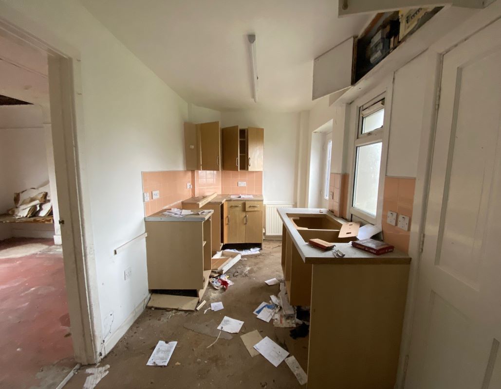 10 Chywoone Place, Newlyn, Penzance, Cornwall, TR18 5NW TR18 5NW