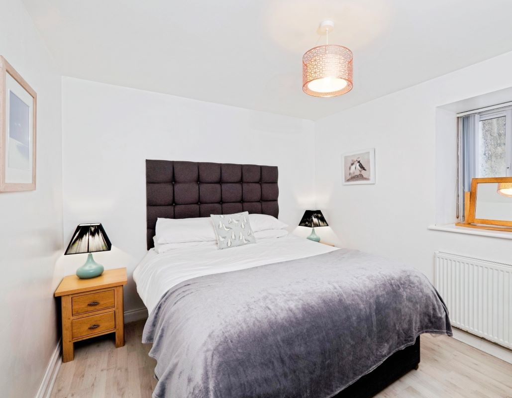 8 Lescudjack Heights, Pendennis Place, Penzance, Cornwall, TR18 2FA TR18 2FA