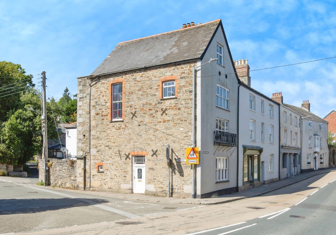 Rudge House, Queen Street, Lostwithiel, Cornwall, PL22 0AB PL22 0AB