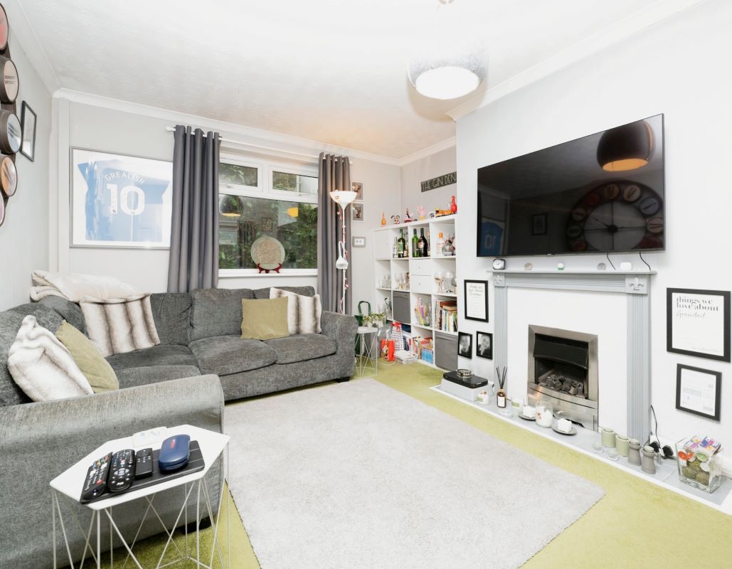 25 Woodlands View, Looe, Cornwall, PL13 2AW PL13 2AW