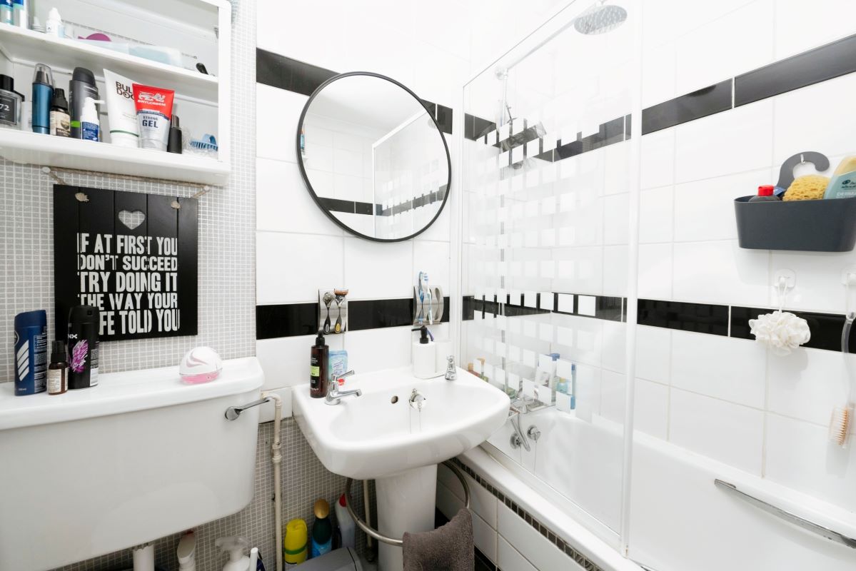 25 Woodlands View, Looe, Cornwall, PL13 2AW PL13 2AW