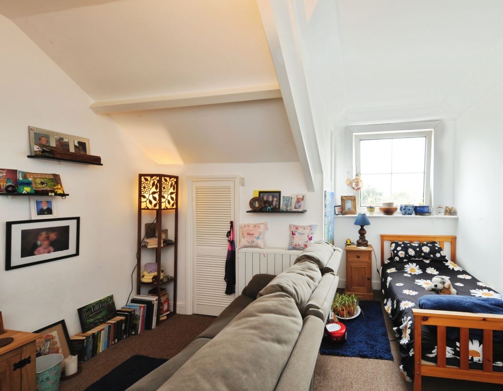 Warwick House, 16A Morrab Place, Penzance, Cornwall, TR18 4DG TR18 4DG