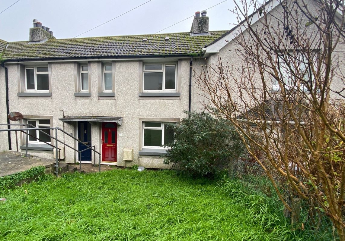 11 Chywoone Place, Newlyn, Penzance, Cornwall, TR18 5NW TR18 5NW