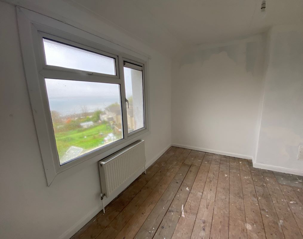 11 Chywoone Place, Newlyn, Penzance, Cornwall, TR18 5NW TR18 5NW