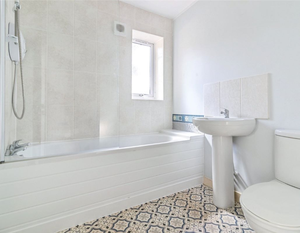 Oak Lodge, Foxhole Road, Paignton, Devon, TQ3 3TA TQ3 3TA
