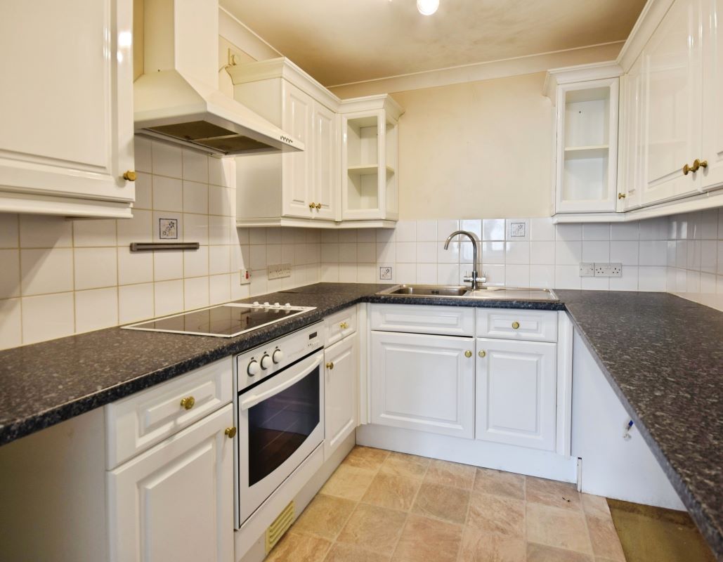 Flat 3 Ashley House, Raddenstile Lane, Exmouth, Devon, EX8 2JH EX8 2JH