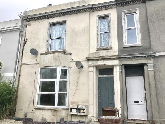 Top Floor Maisonette, 8 Alexandra Place, Plymouth PL4 7JP