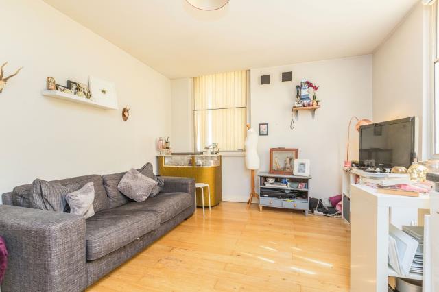 Flat 6, Crusader House, 12 St. Stephens Street, Bristol BS1 1EL