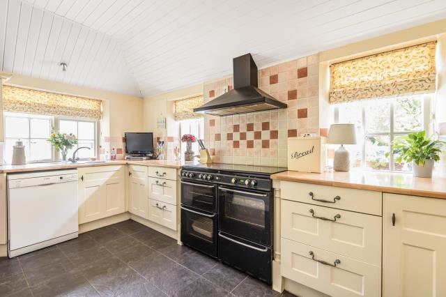 Bellasize Farm, Two Waters Foot, Liskeard, Cornwall PL14 6HT